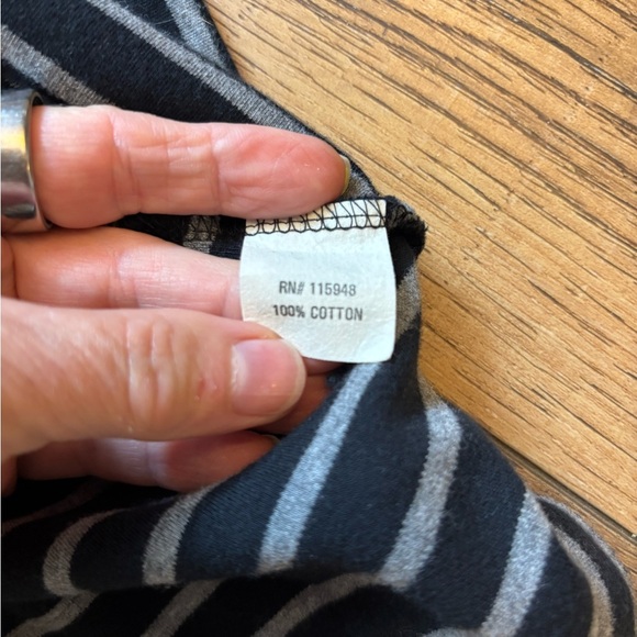 Joan Vass Black and White Relaxed 3/4 Sleeve Tunic - Picture 4 of 4